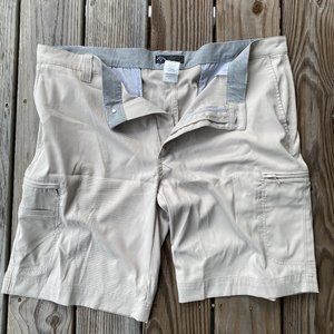 CALLAWAY TAN LIGHTWEIGHT GOLF SHORTS SZ 40